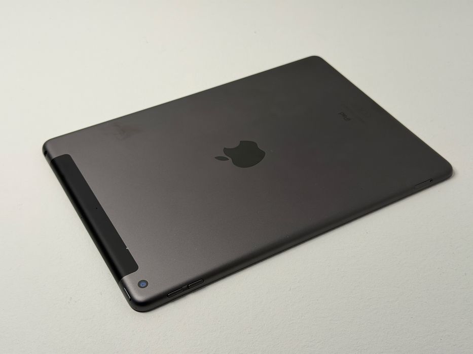 iPad 8. gen. (A2429) - 128GB - Cellular (LTE) - faktura VAT 23%