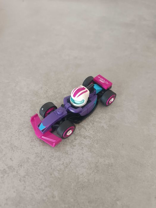 Lego Formula 1 71049