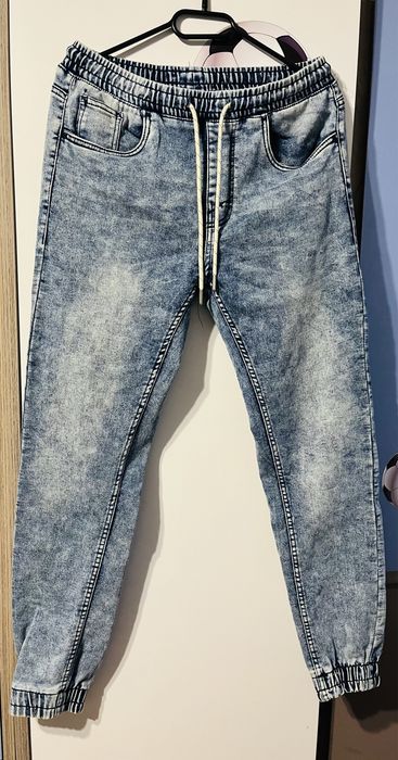 Spodnie jeans Sinsay r.30