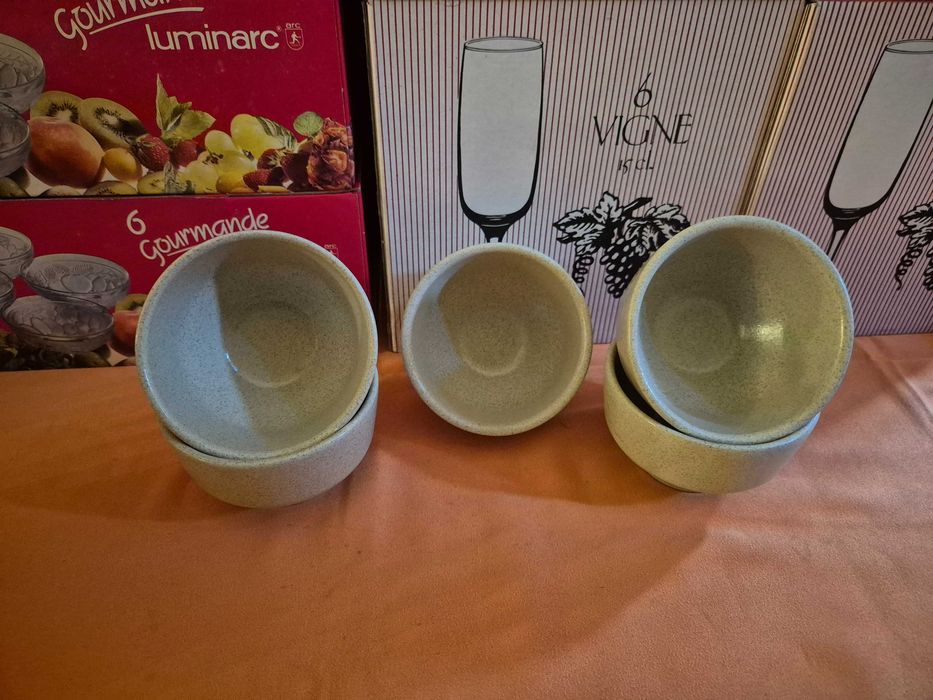Pratos de Porcelana - Jantar, Sopa e Sobremesa - Na compra de 10 pratos ( ofereço 1 prato )