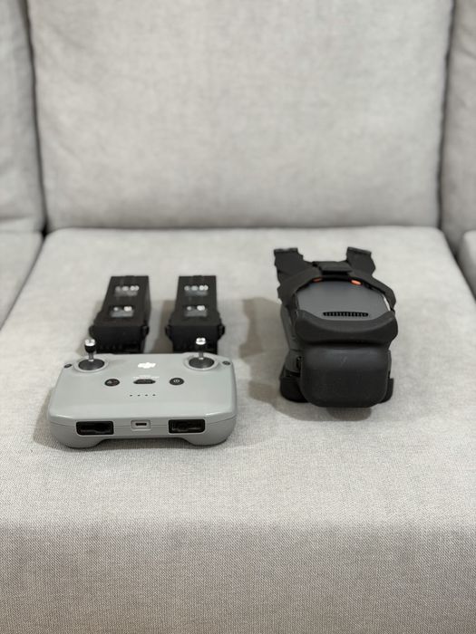 Drone DJI MAVIC 3 c/ 2 baterias extra