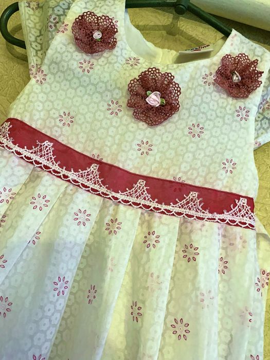 Платье на девочку