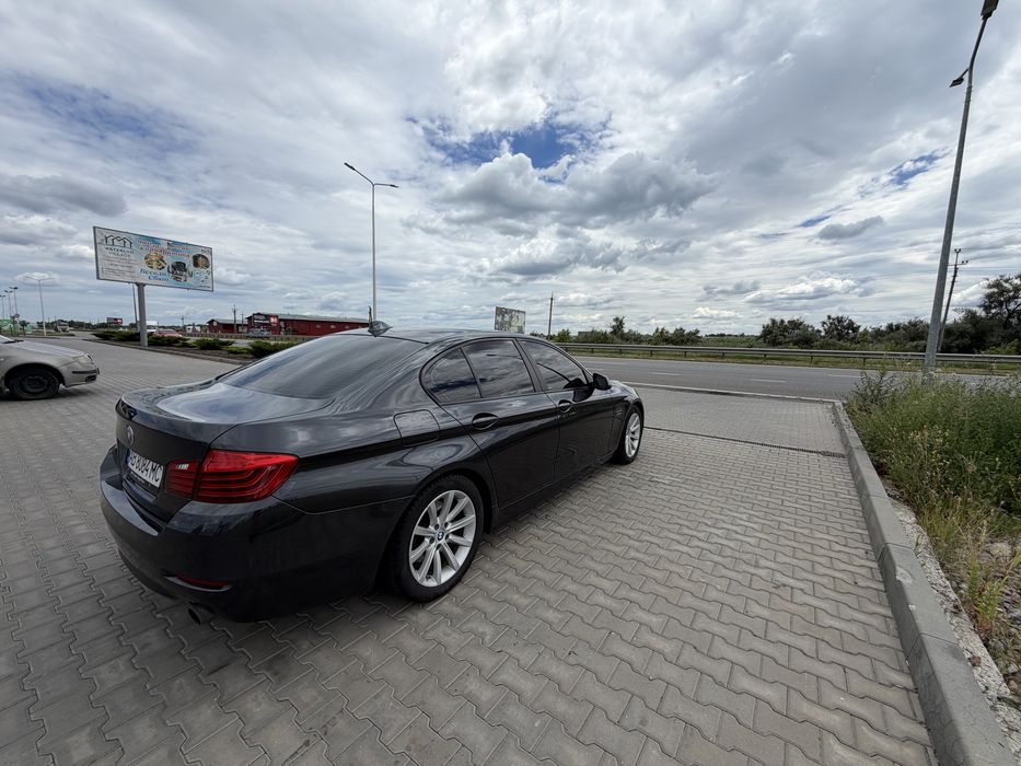 BMW 535i F10 • 2014 рік • 3.0 бензин (306 к.с.)