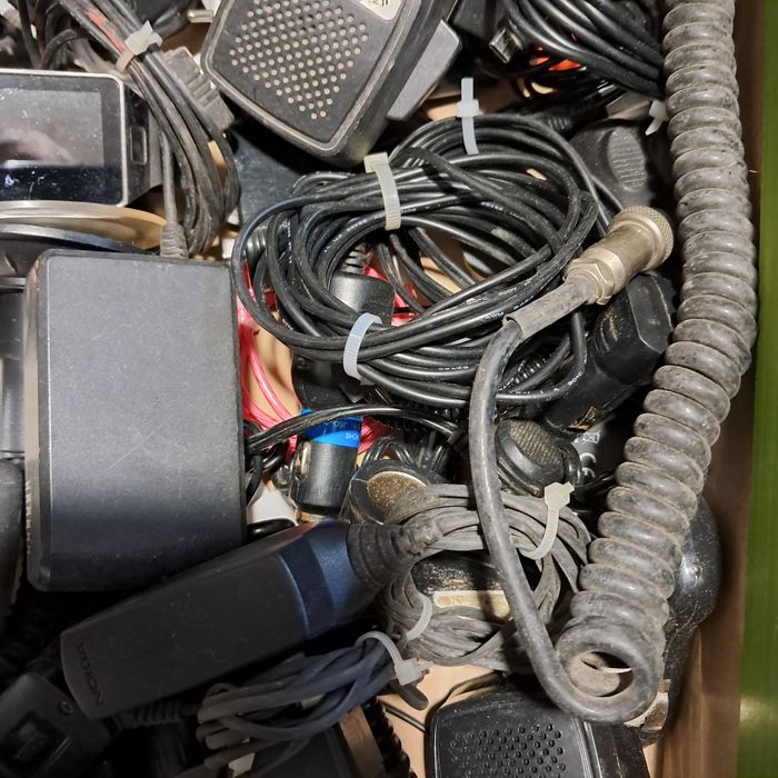 Mix kable ładowarki radio Apple Nokia..