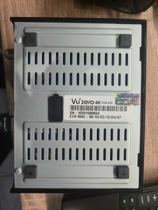 Tuner dekoder Vu+zero 4k/wifi.