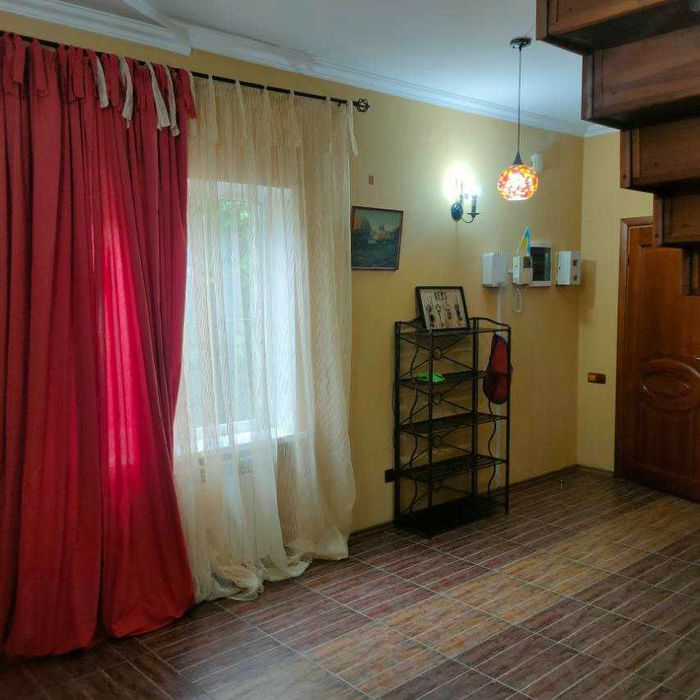 Продаж приватного будинку на Дачі Ковалевського