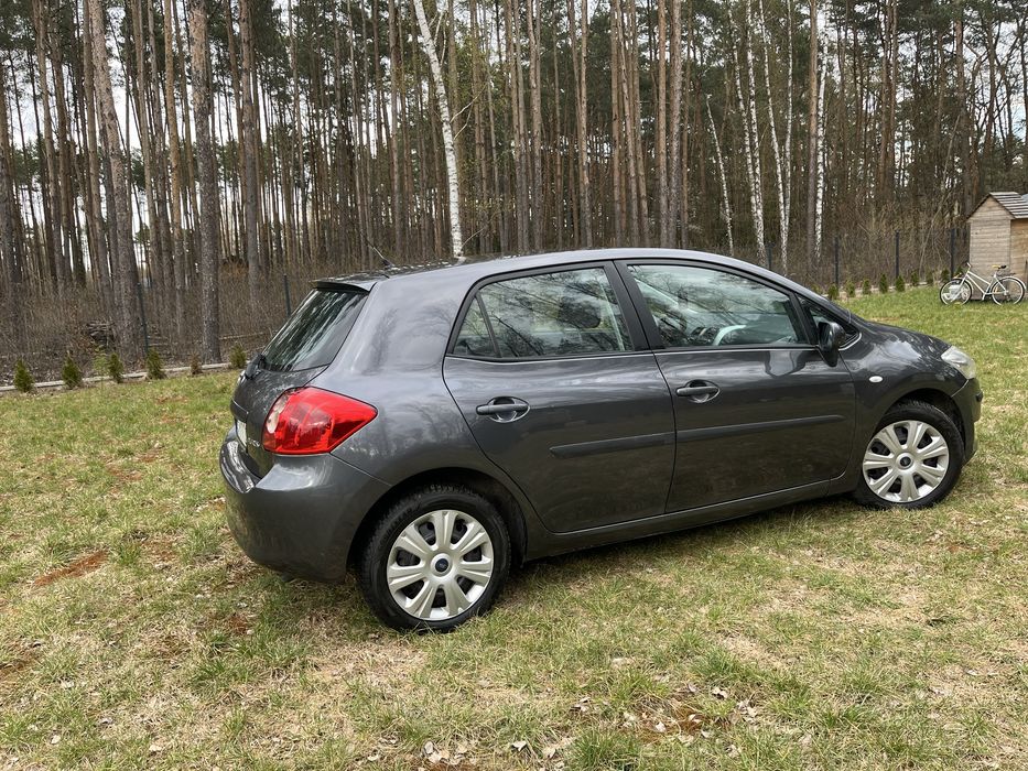 Toyota Auris  1.6 benzyna