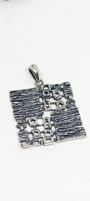 Nowoczesny designerski Wisiorek srebro 925