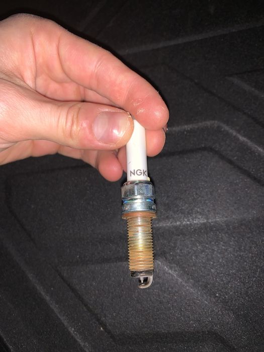 Свічки запалювання VAG 05E905602