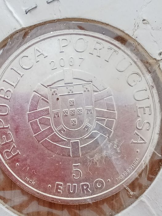 Numismática ..moeda 5 euros (não circulada)ilha da madeira laurisilva