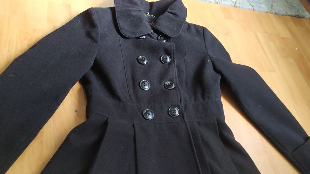 Czarny rozkloszowany płaszcz lolita ouji kodona dark academia vintage