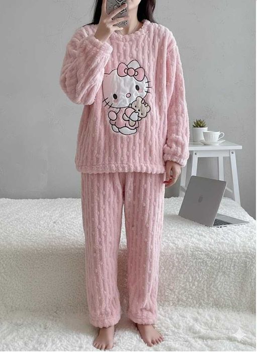 Піжама тепла плюшева hello kitty хелоу кітті на дівчинку