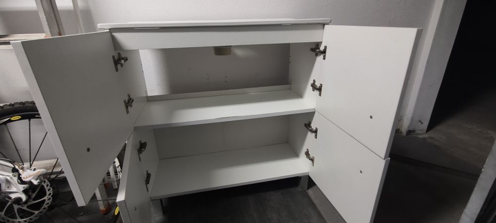 Móvel casa de banho com lavatório