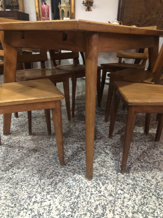 Mesa e cadeiras Olaio