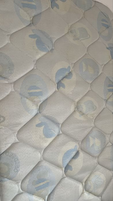 Berço/Cama para Bebé com Colchão