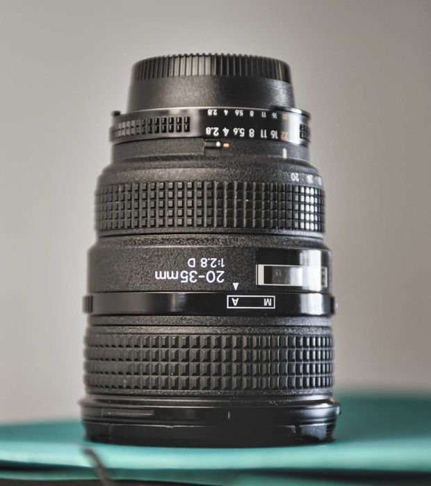 Obiektyw Nikon AF Nikkor 20-35mm f/2.8D - szerokokątny zoom