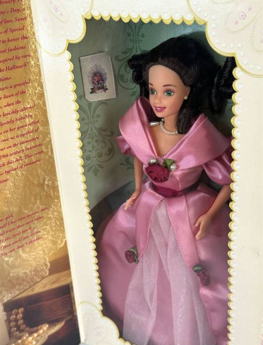 Barbie Hallmark Sweet Valentine Doll 1995