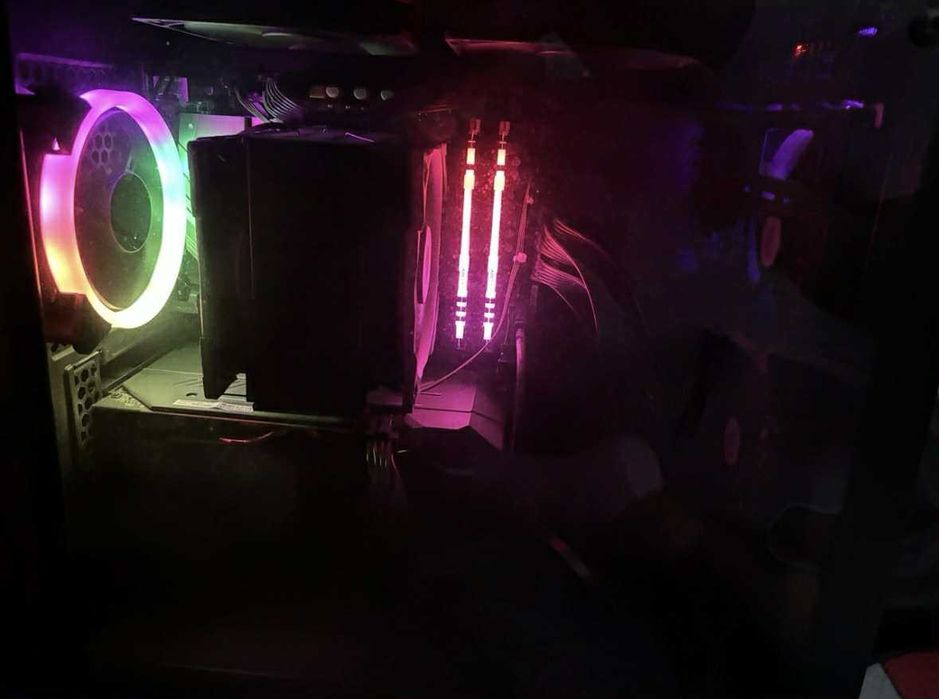 Komputer gamingowy i7-11700K / RTX 2060 / 16GB RAM / Windows 10 Pro