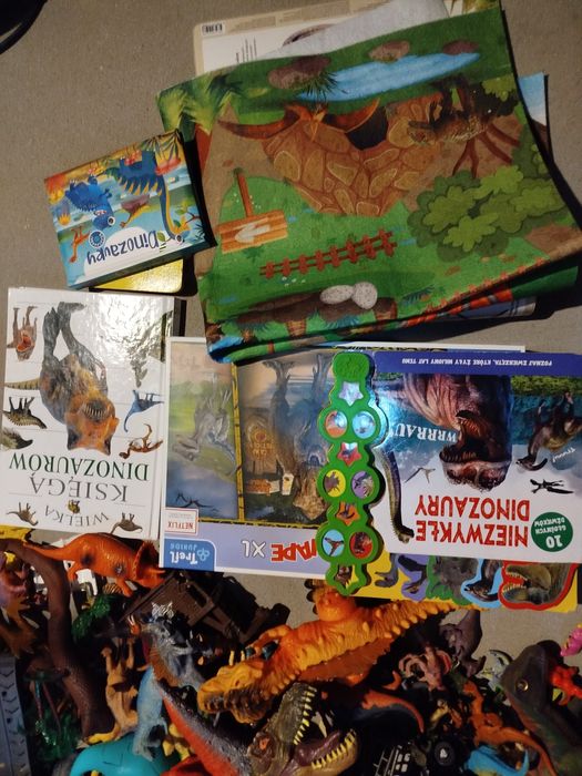 Zabawki dinozaury