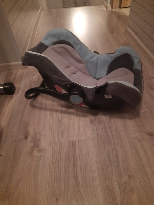 Nosidełko niemowlece