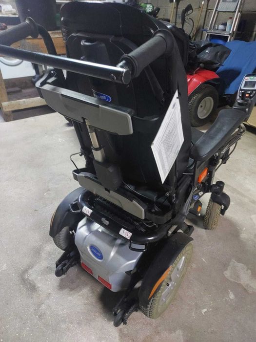 Cadeira Eletrica- Invacare kite