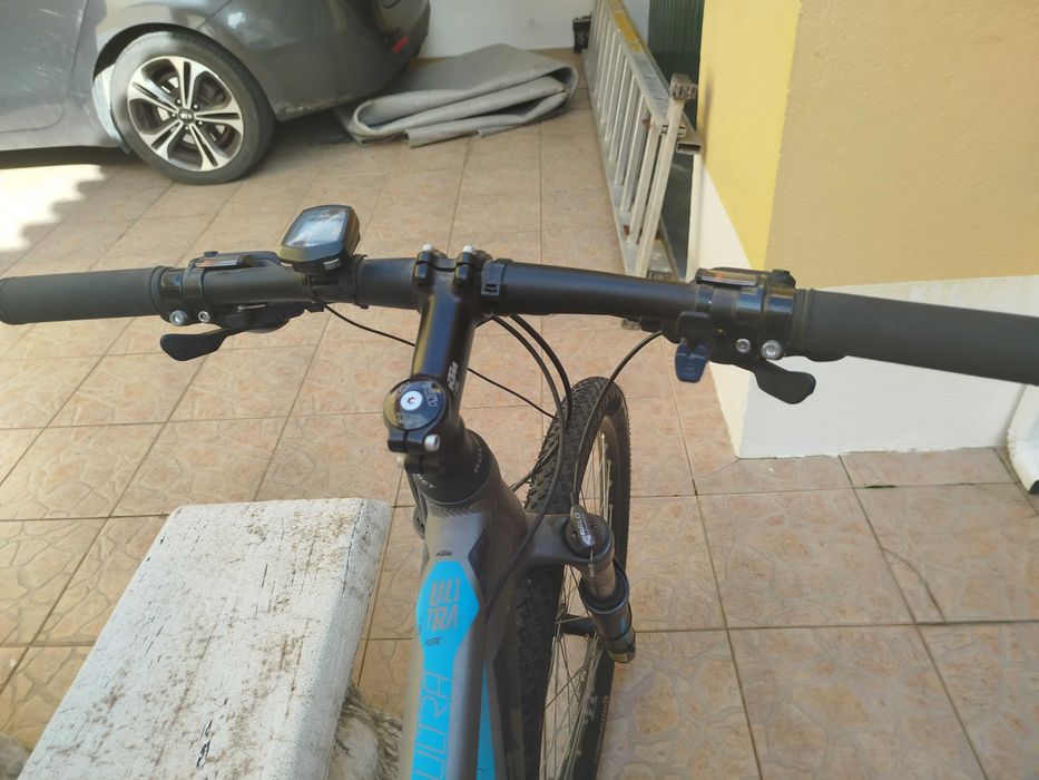 Bicicleta KTM ultra com pouco uzo