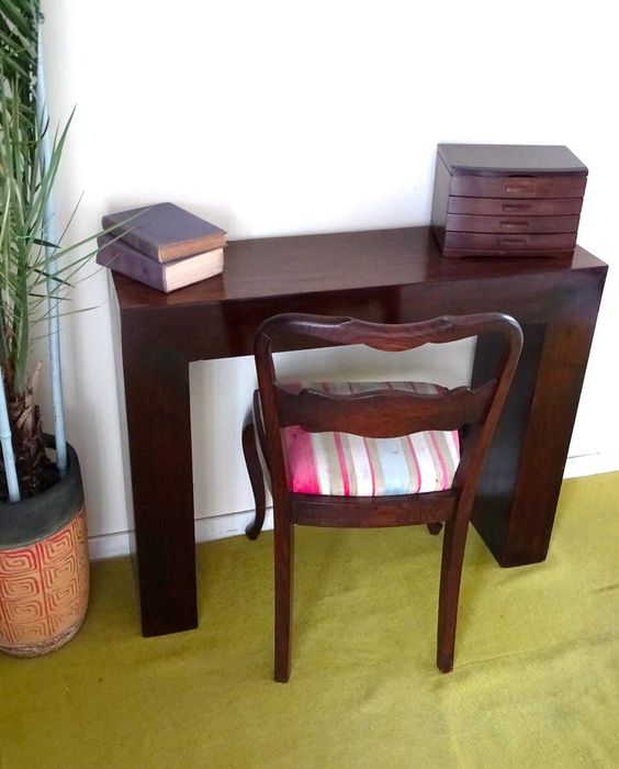 Indyjskie biurko kolonialne z AlmiDecor z litego drewna palisander
