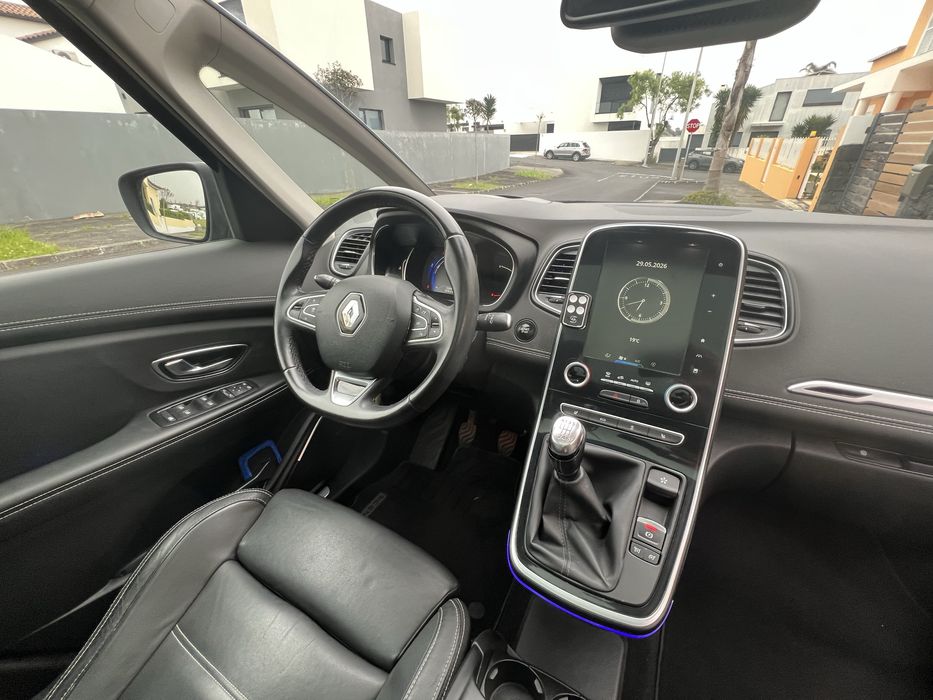 Grand Scenic Bose Edition - 7 lugares