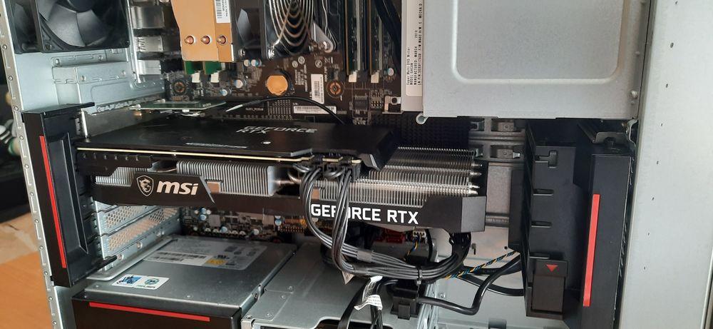 Lenovo Gaming P520 | Xeon W-2145 | 32GB ECC | NVMe 512GB + 500GB | RTX 3070 8GB | KIT | WiFi | W11