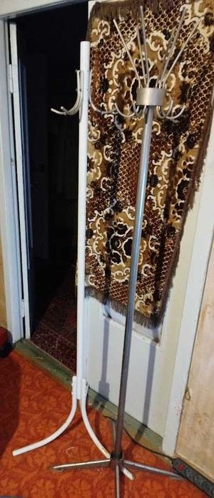 Вешалка (времен СССР)