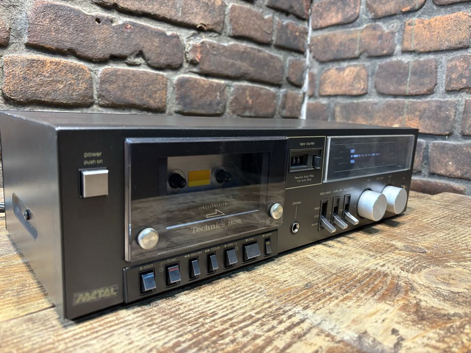 Magnetofon Technics  RS M 215