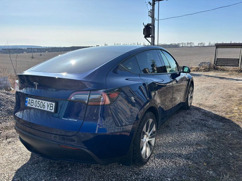 Tesla Model Y, 2021