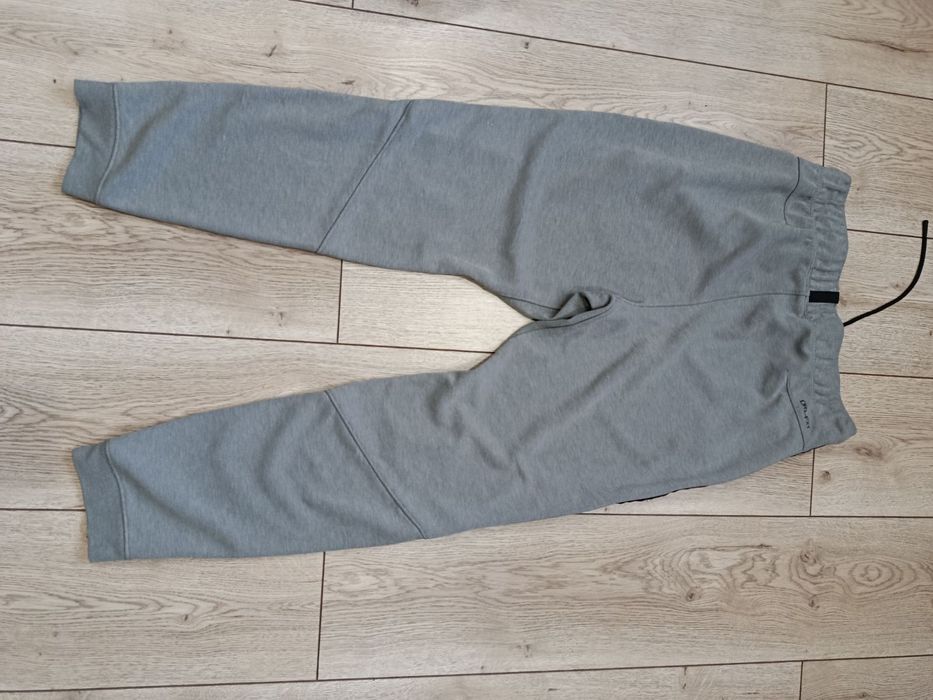 Штани спортивні Air Jordan Dri-Fit / S-M