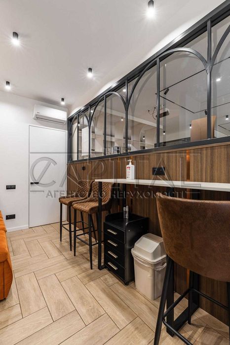 Продажа коммерческого помещения 57 м² на ул. Лысенко 3, центр Киева