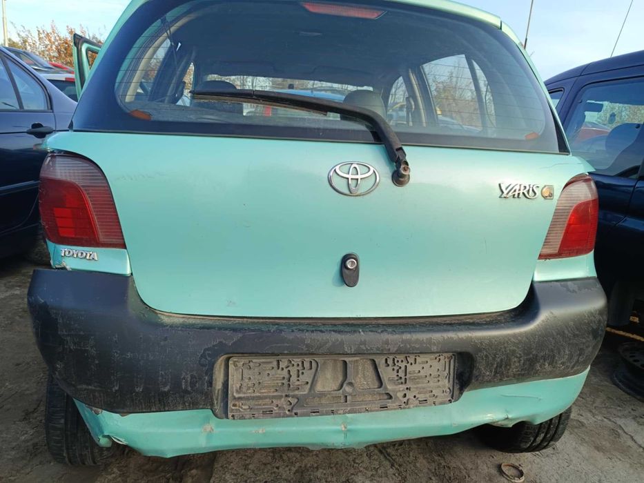 Toyota Yaris  Cała na Części