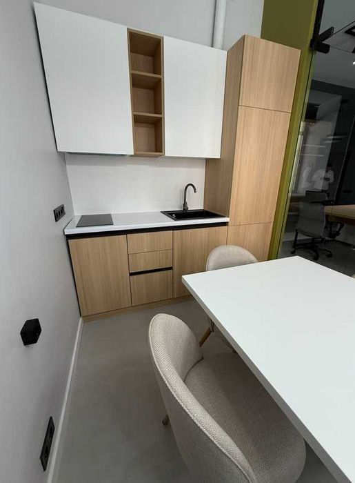 Без %. Від власника. Центр. Продам сучасний офіс. Володимирська 81Б.