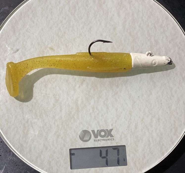 Conjunto 16 vinis/amostras para pesca de spinnig