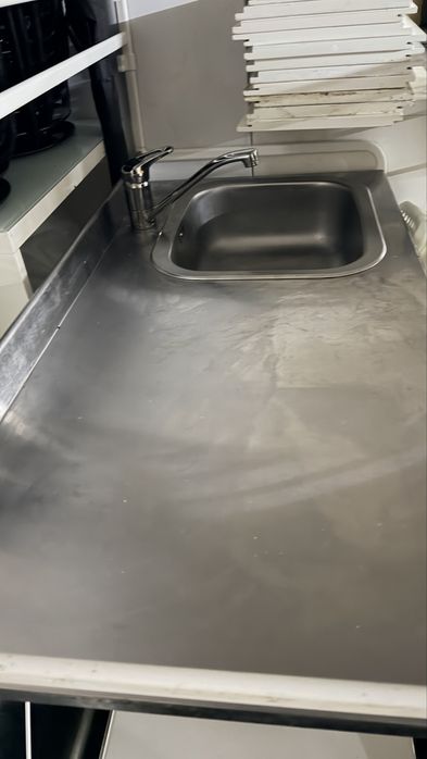 Pia usada bem conservada