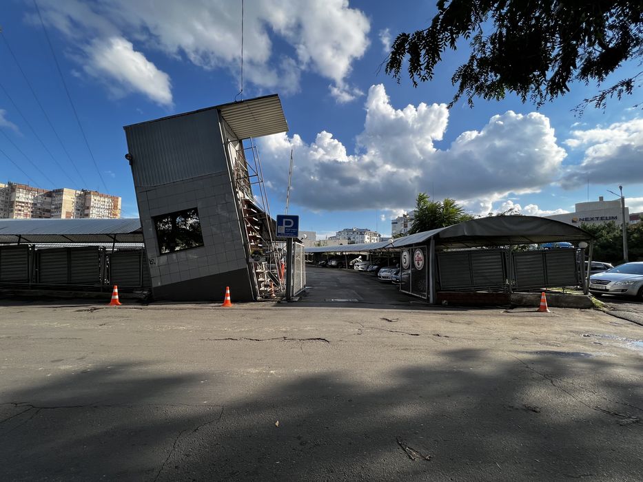 Парковка  крытая