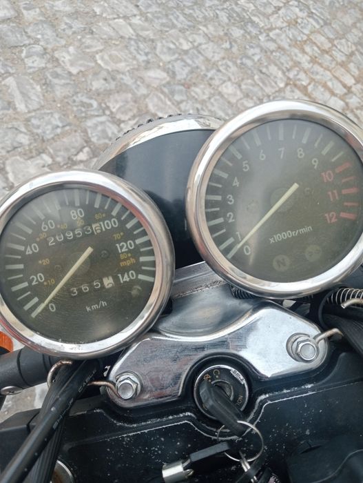 Vendo a minha Keeway Superlight 125cc