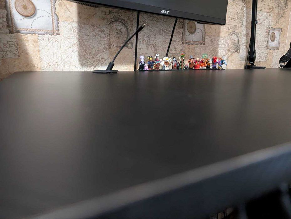 Стіл геймерський HALSTED 60х120см чорний