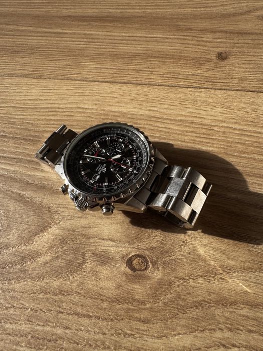 Zegarek casio edifice EF527