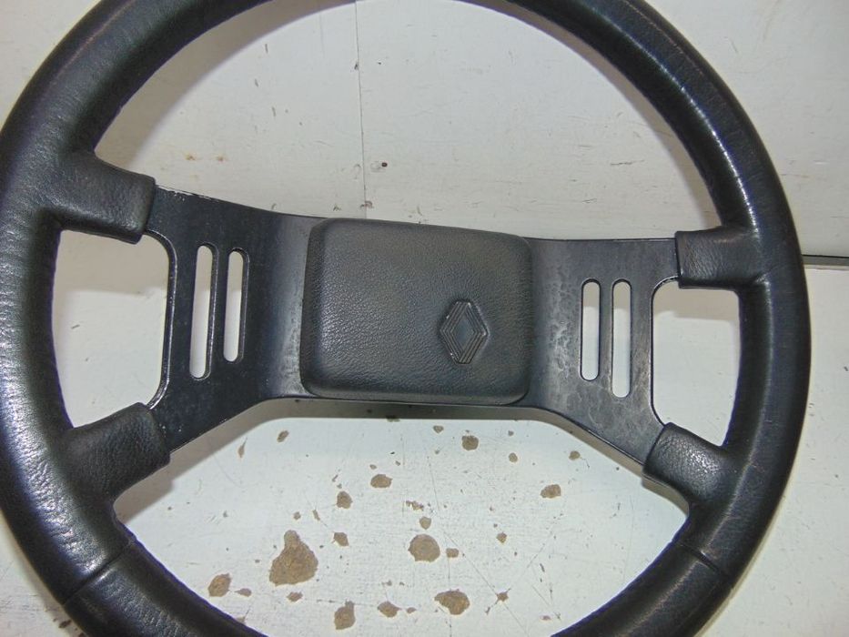 Renault 9/11 / Clio volante