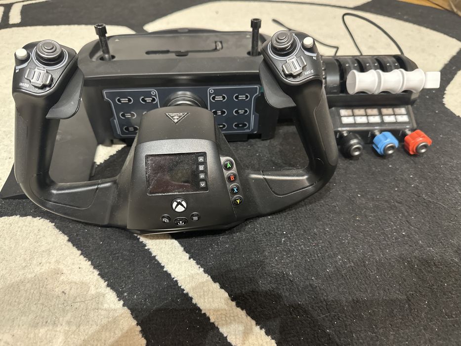 Wolant Turtle Beach VelocityOne Flight – czarny, stan idealny!