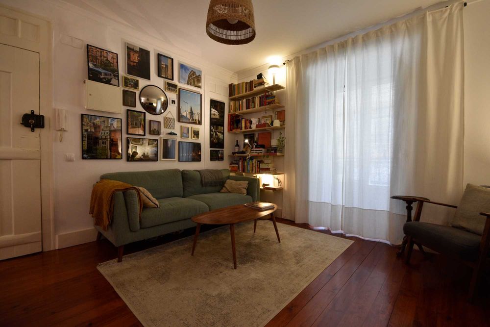 T1 | W/ Parking | Av. Liberdade