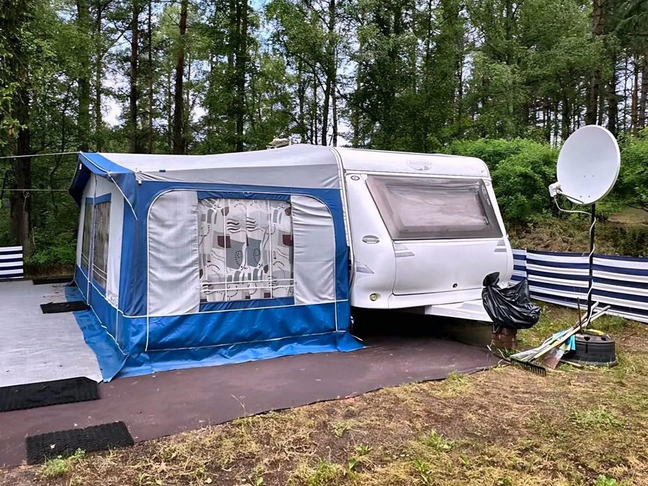 Hobby 650 WFU  Sprzedam zadbaną, dwuosiową przyczepę kempingową **Hobby 650 WFU**