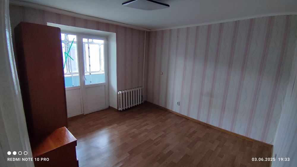 Сдам 1 ком 7300 грн,гостинка