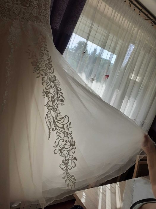 suknia ślubna księżniczka