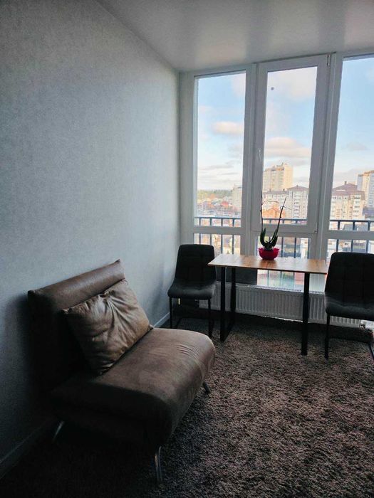 ЖК Гранд Бурже! Квартира з новим ремонтом!