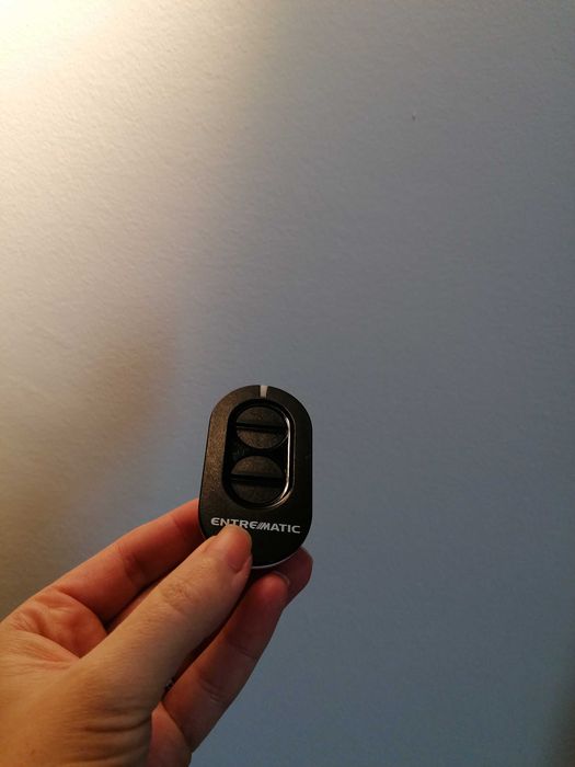 Comando de abrir garagem